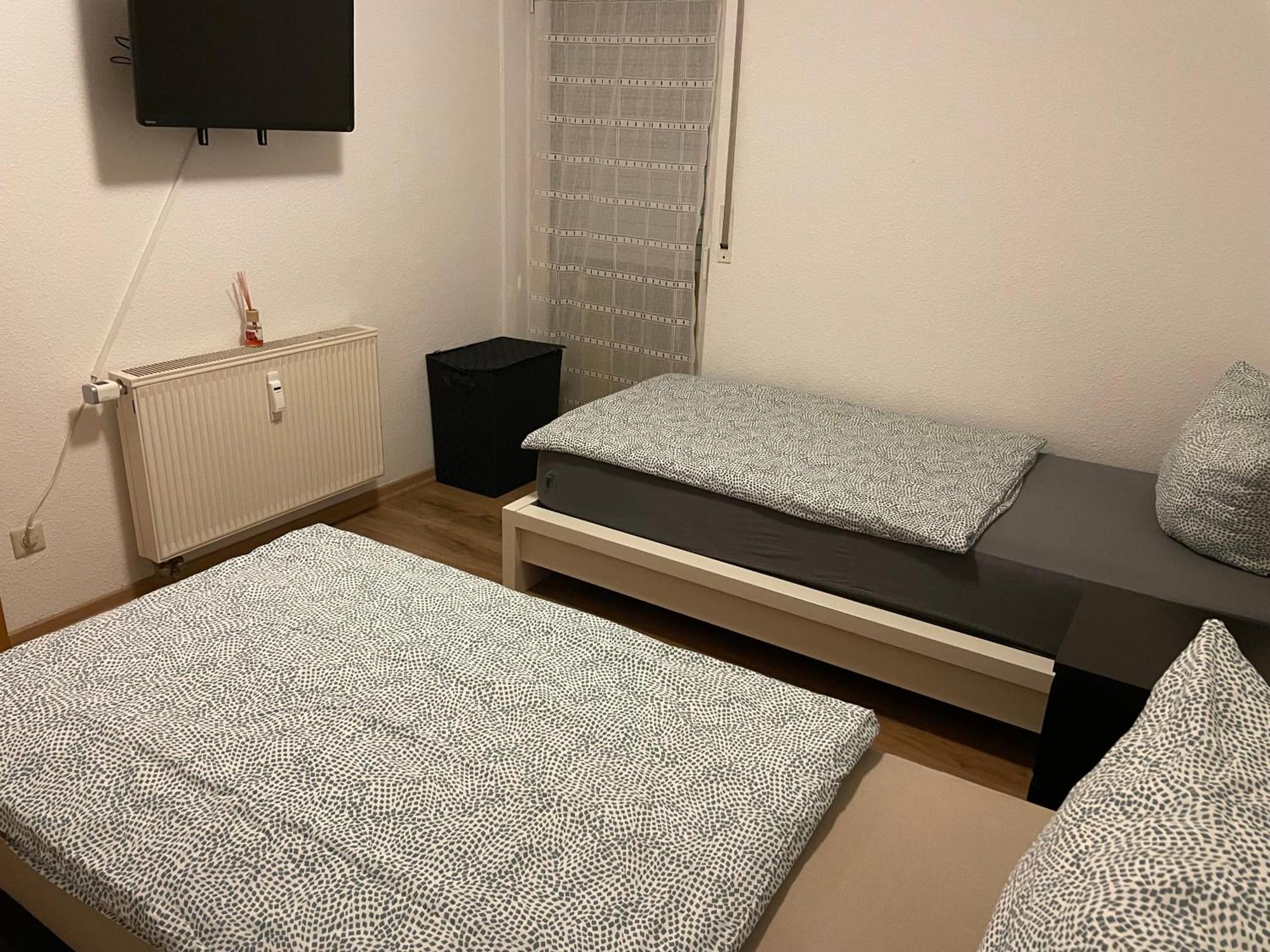 Ferienwohnung Mit 2 Zimmer, Kueche, Bad, In Saarbruecken Saarbrücken Exterior foto